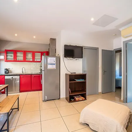 Le Paradis - Maison Avec Jacuzzi Holiday home